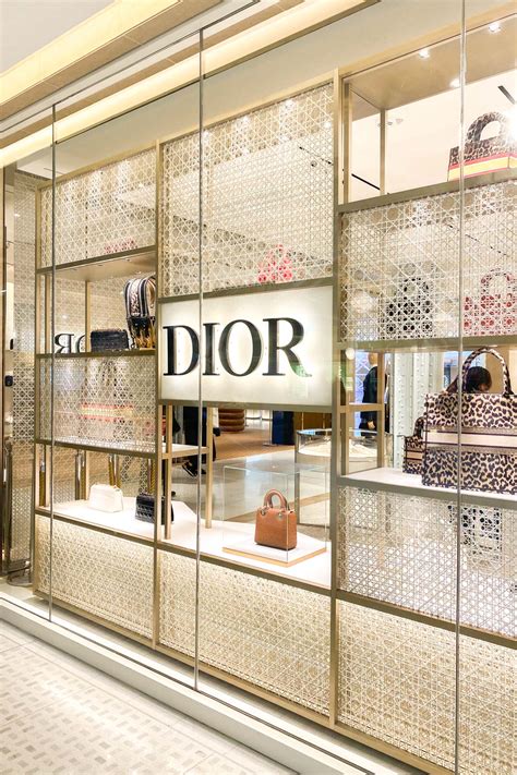 dior paris collection|dior outlet in paris.